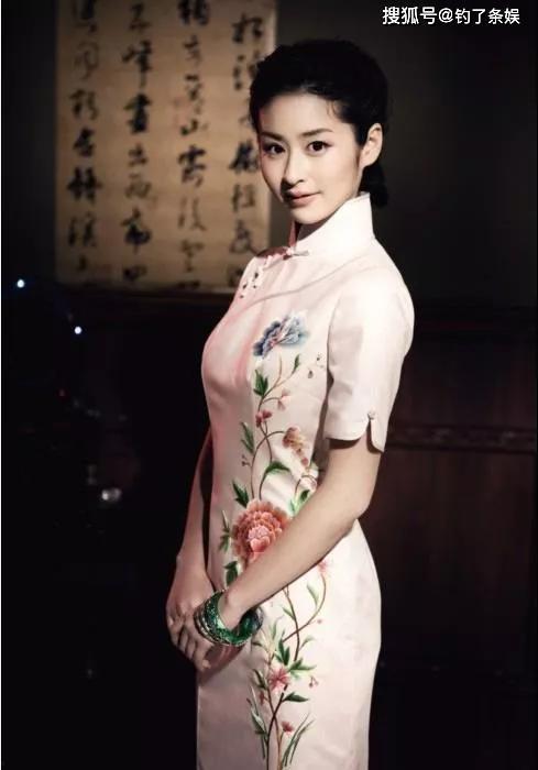小楠旗袍爆料了吗视频播放,揭秘幕后真相