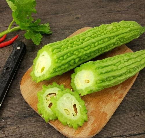 在朝堂吃瓜,宫廷吃瓜者的趣味观察